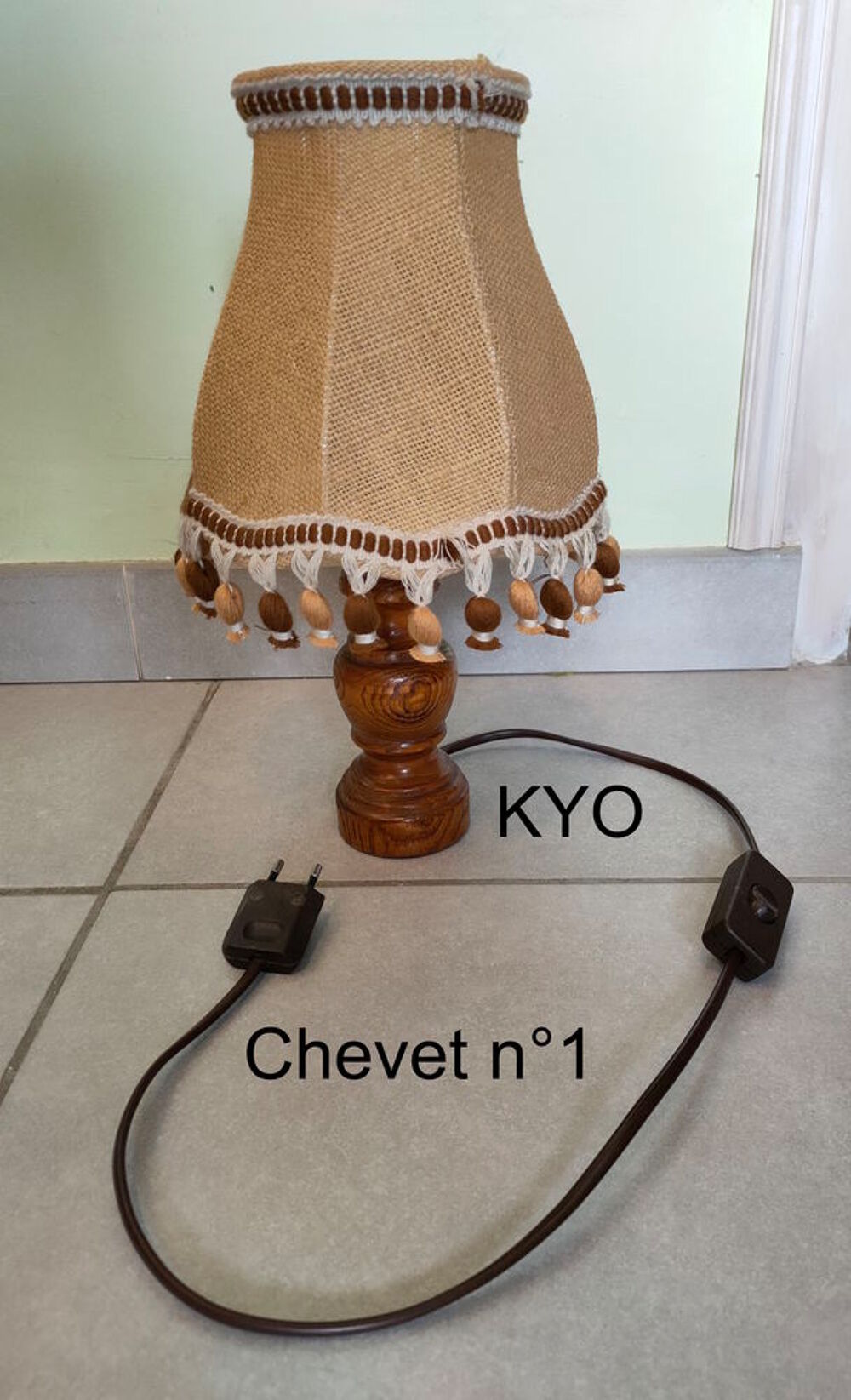 Lot de 2 Lampes chevet conique pied bois &agrave; poser, abat-jour Décoration