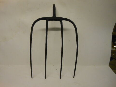 fourche 4 dents N°3 pa88 5 Grézieu-la-Varenne (69)