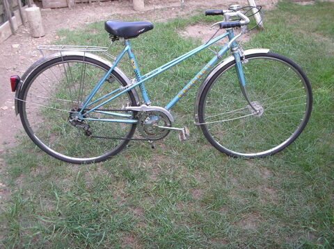 vélo femme vintage bleu 100 Saint-Médard-de-Guizières (33)