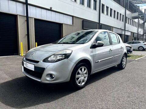 Renault clio iii 1.2 16V 75 TomTom Live - COURROIE NEUVE