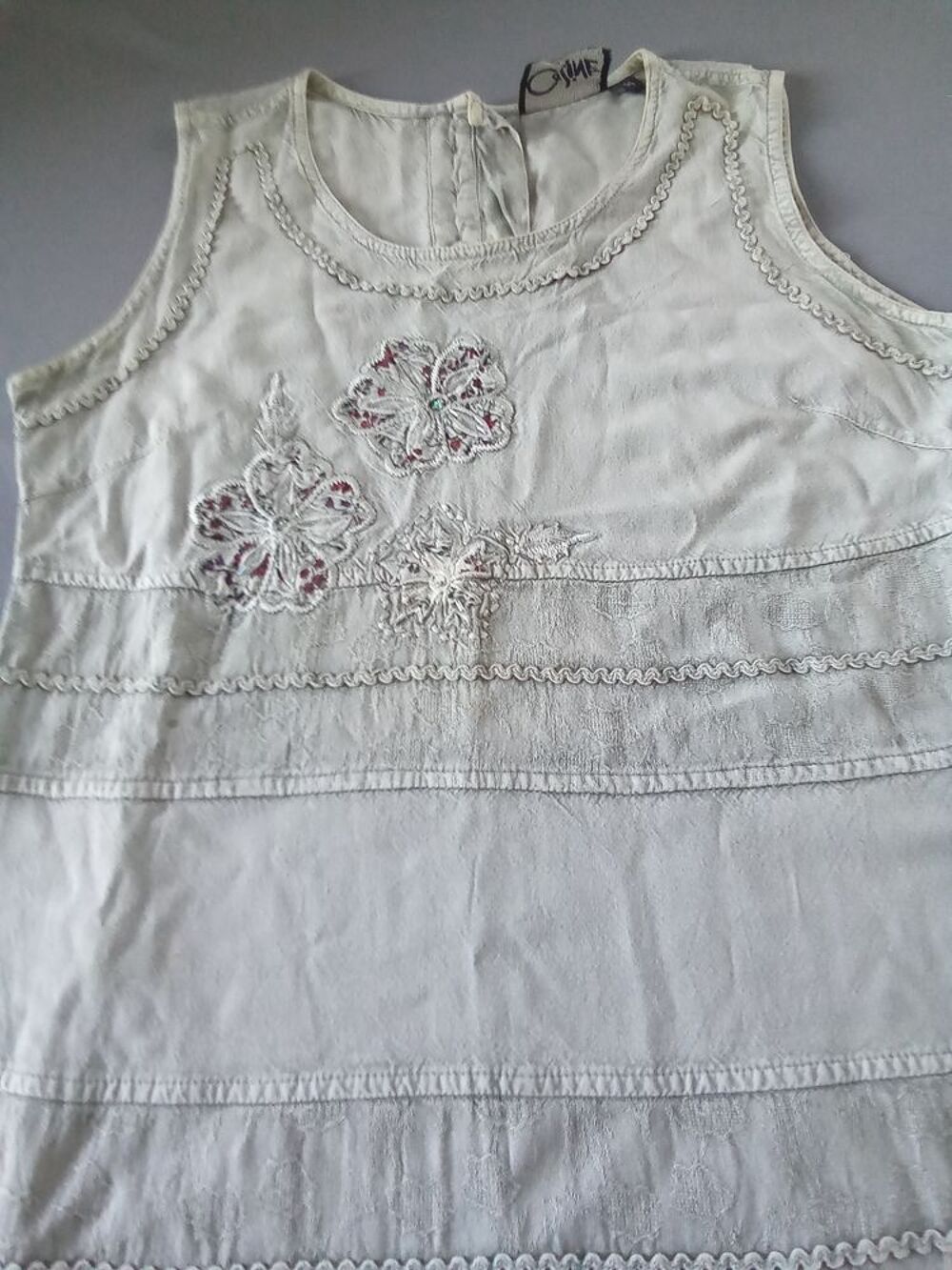 Jolie robe classe Vêtements