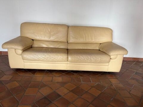canapé haut de gamme simili cuir beige Design et confortable 199 Mouroux (77)