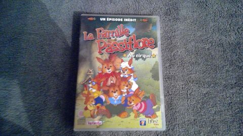 DVD LA FAMILLE PASSIFLORE   AU CIRQUE 5 Triel-sur-Seine (78)