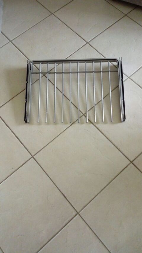 support pantalons inox dressing 20 Miraumont (80)