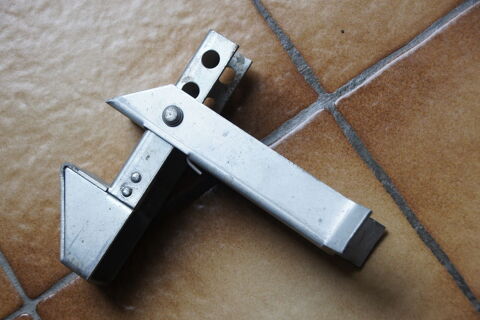 SABOT de PORTAIL 25 Mehun-sur-Y�vre (18)