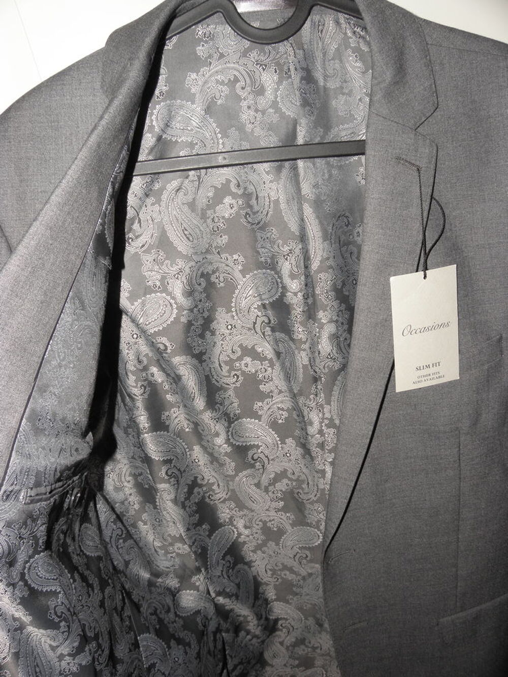 Lot de 2 veste de costume neuves taille 40 Vêtements