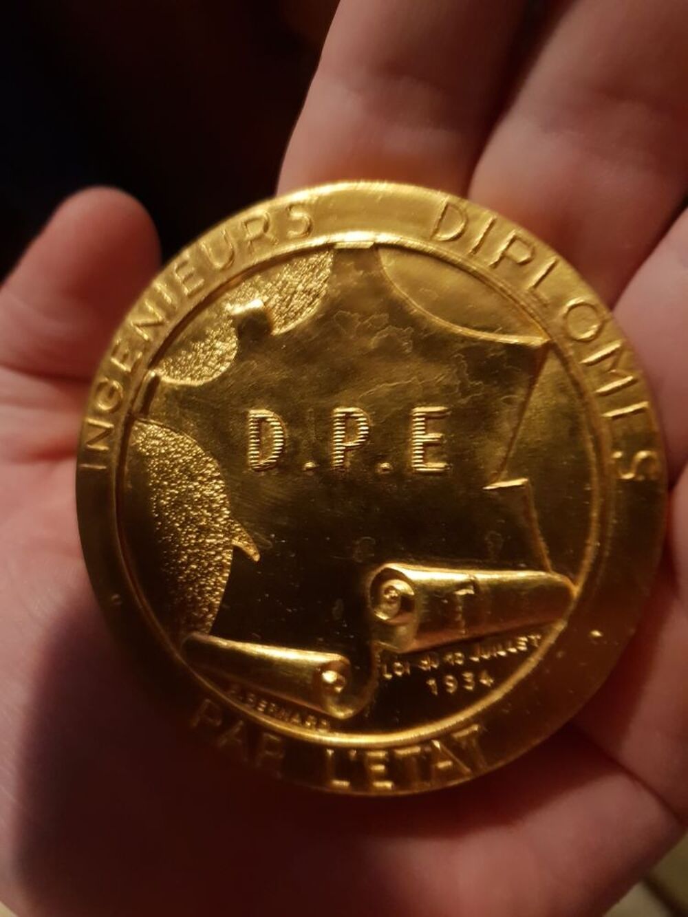 m&eacute;daille de bronze dor&eacute; 