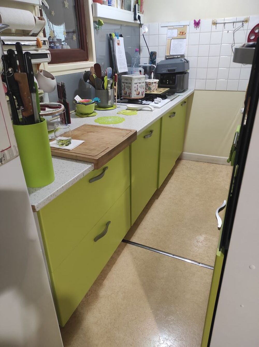 Cuisine &eacute;quip&eacute;e Meubles