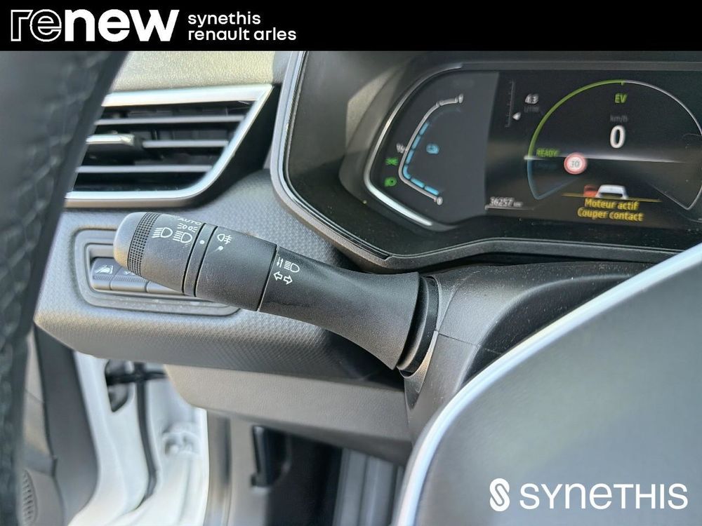 Clio V Clio E-Tech full hybrid 145 Equilibre 2023 occasion 13200 Arles