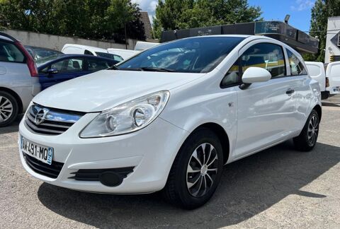 Opel corsa D 3 portes 1.0 i 1er main