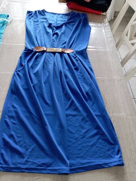 Habits femme 2 Hambach (57)