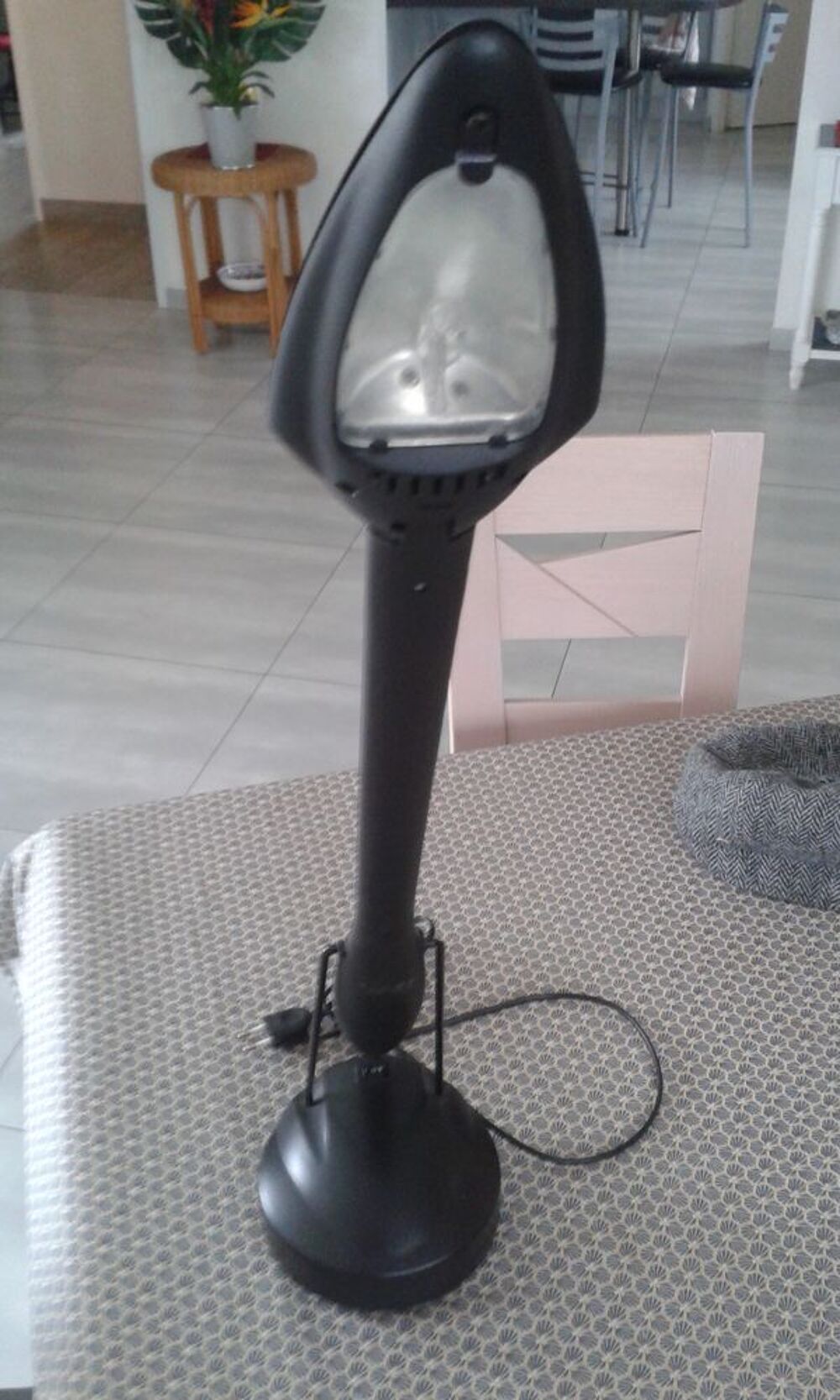 Lampe de bureau noir articul&eacute; Décoration