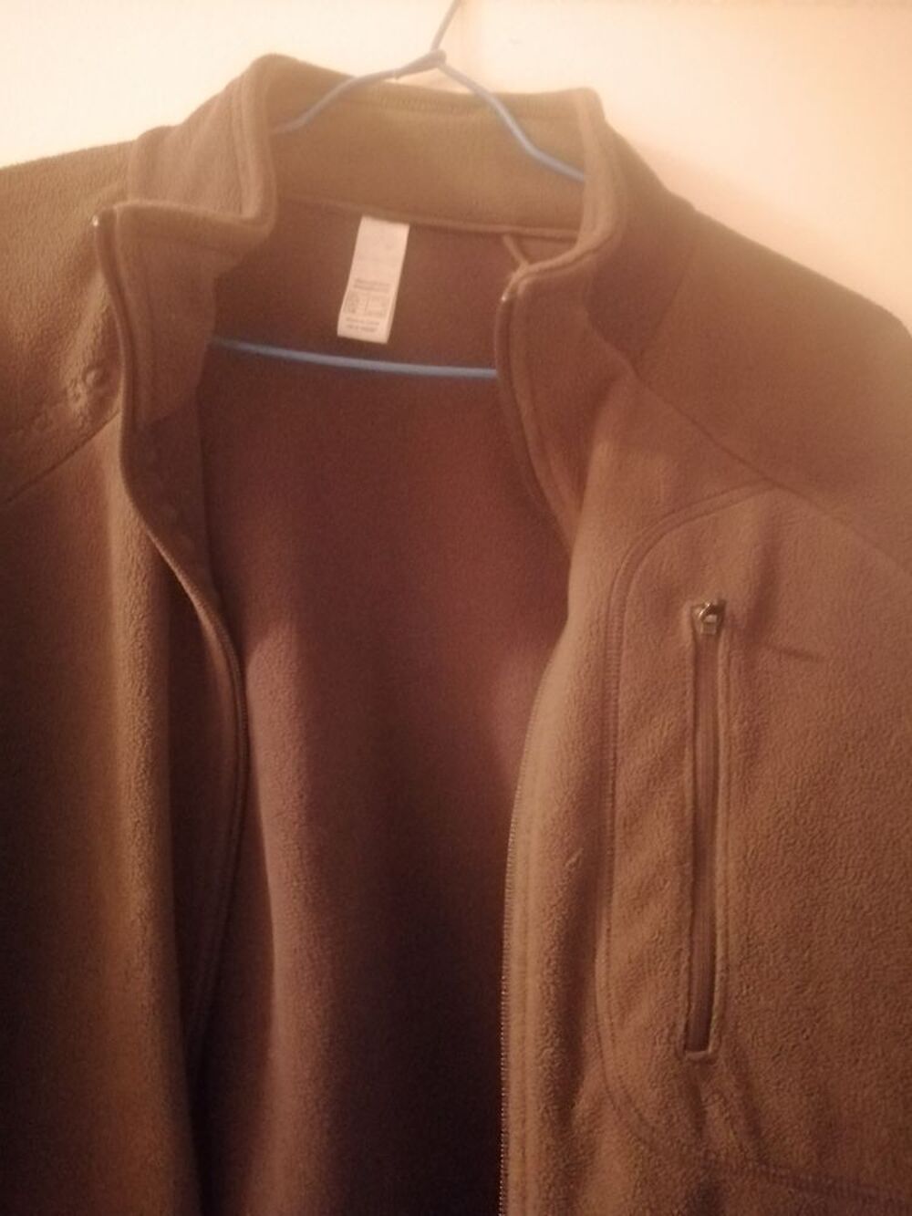2 vestes polaires pour homme Vêtements