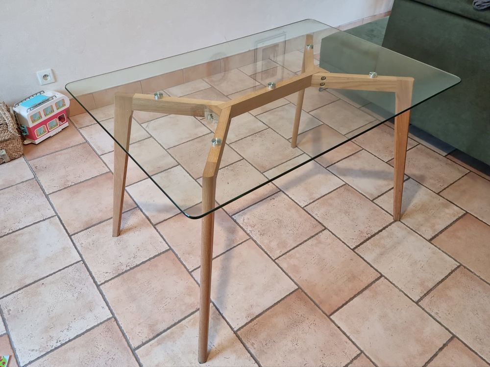 Table &agrave; manger verre et bois Meubles