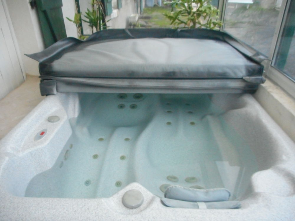 spa de places allong&eacute; marque rio valeur + 6300€ ced&eacute;e 2800€ Sports