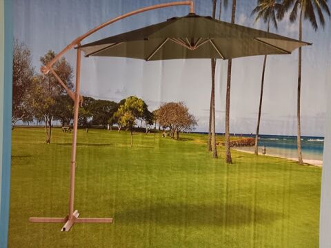 Parasol d�port� - 3m diam�tre - vert fonc� - NEUF 0 Coll�gien (77)