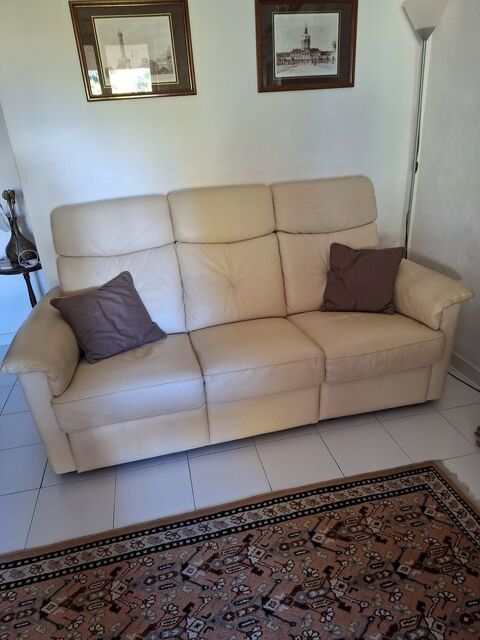Canap relax manuel 3 places cuir beige 120 Saint-Raphal (83)