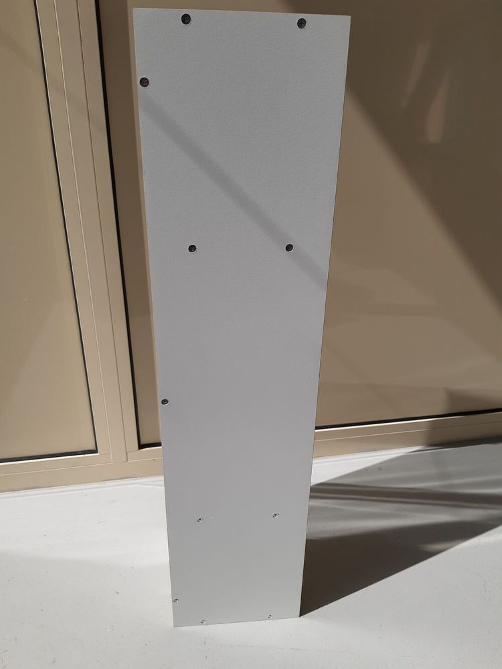 Colonne Etag&egrave;re Blanche . Décoration