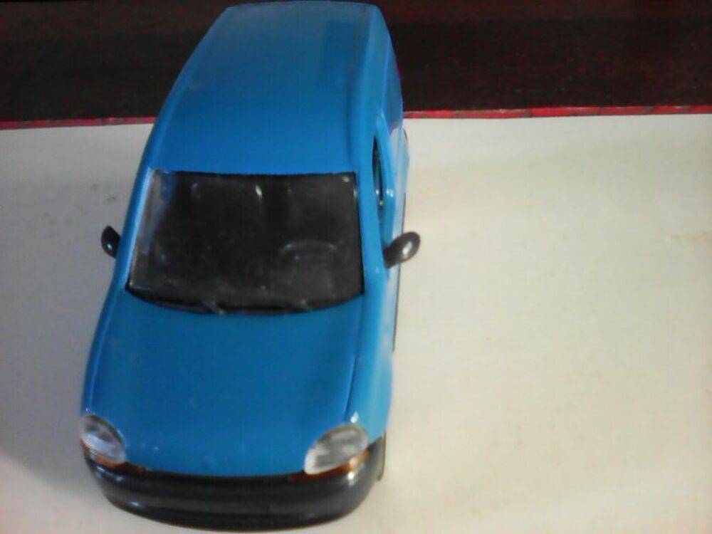Voiture Kangoo EDF-GDF Solido 1/43 