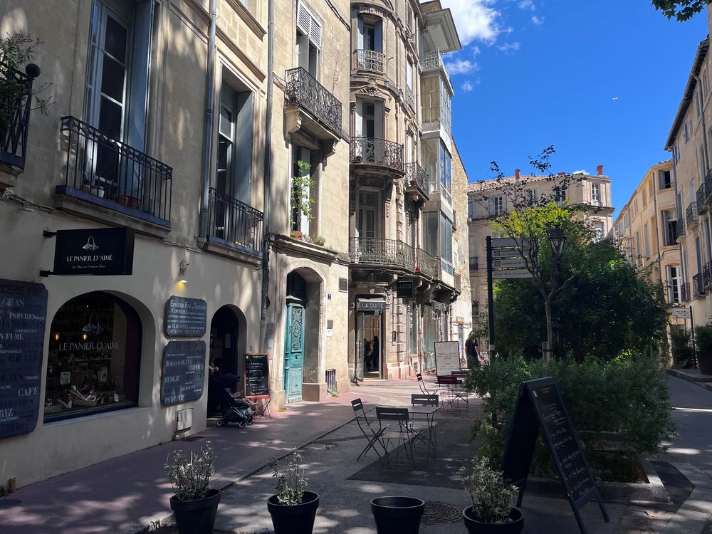 Vente Appartement RARE : F2 PATRIMONIAL rue JJ Rousseau, place de la Canourgue Montpellier