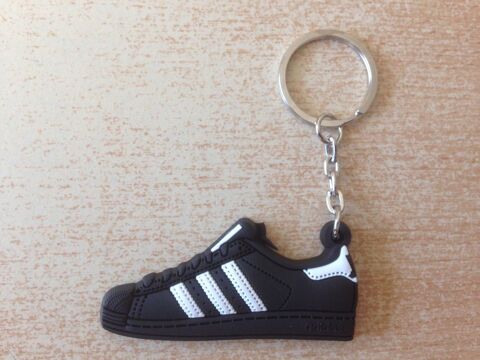 Porte cl� basket adidas mod�le superstar noir 4 Carnon Plage (34)