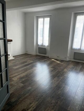  Appartement � louer 4 pi�ces 98 m�