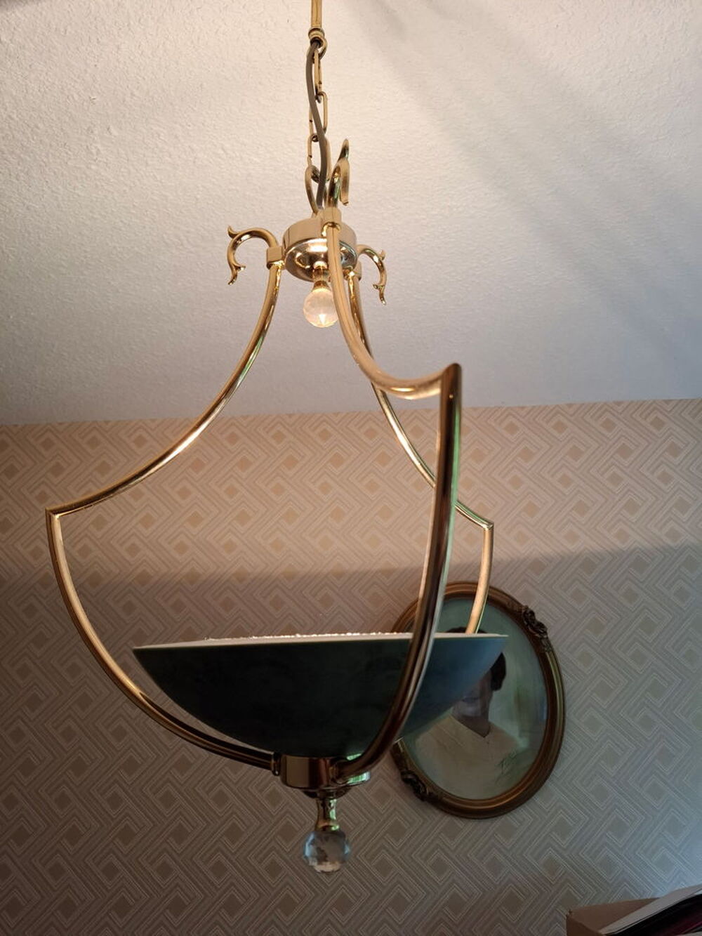AV tr&egrave;s beau LUMINAIRE Style Empire en excellent Etat Meubles