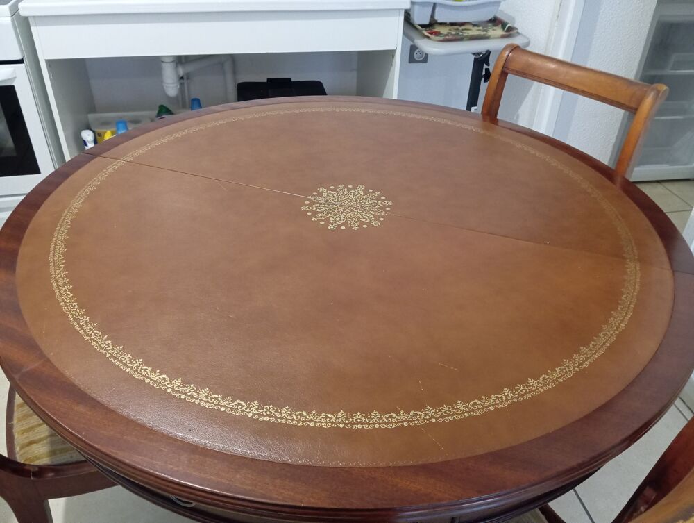 Table Merisier &amp; 4 Chaises (LIVRAISON JUSQU'A environ 70 KMS Meubles