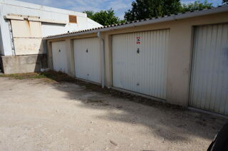  Parking / Garage � louer 15 m�