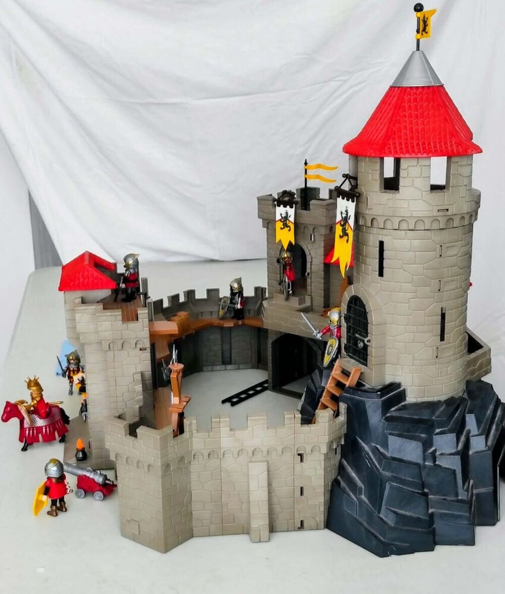 Playmobil grand ch&acirc;teau des chevaliers du Lion 4865 Jeux / jouets