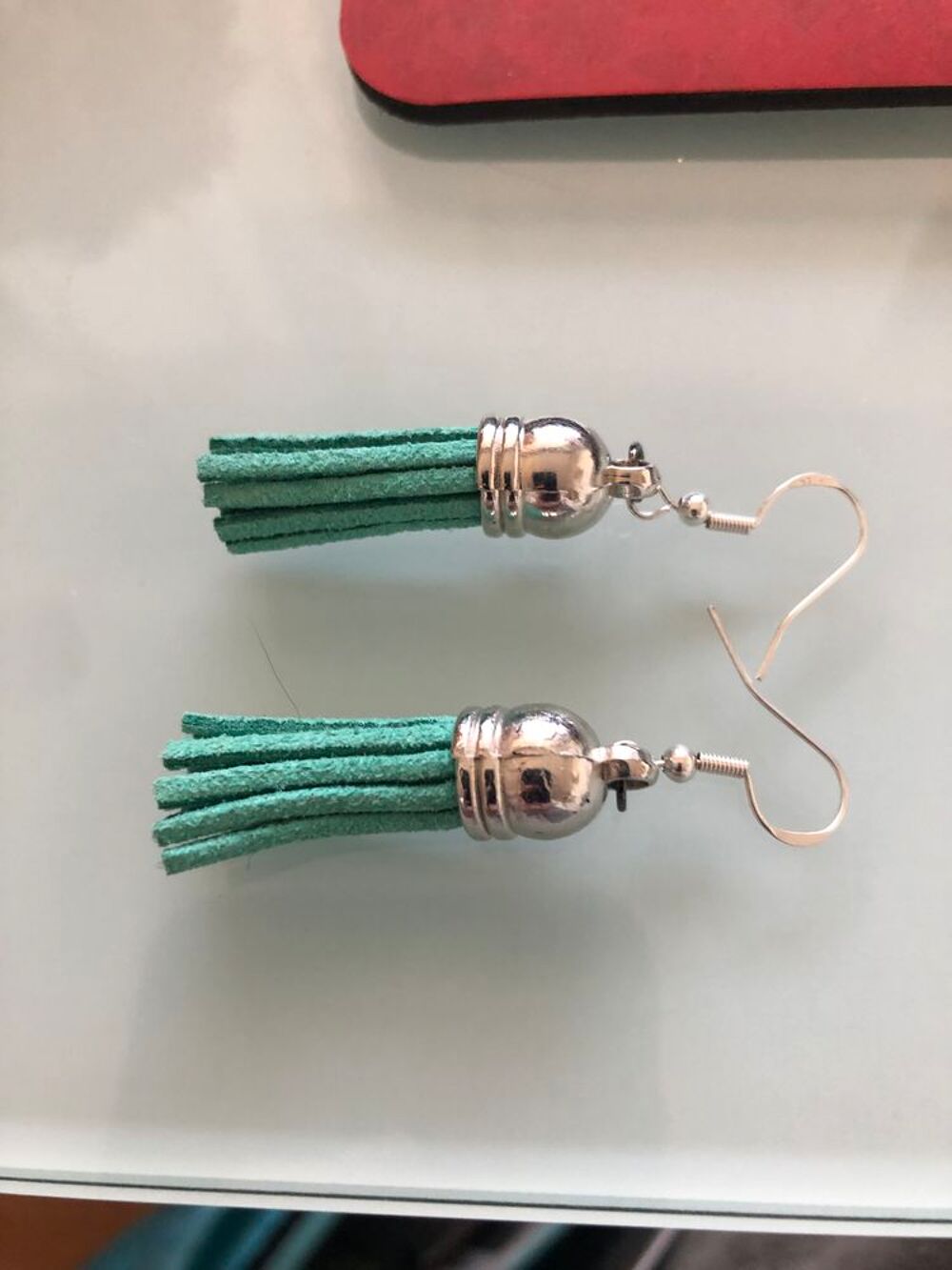 boucles d oreilles vertes Bijoux et montres