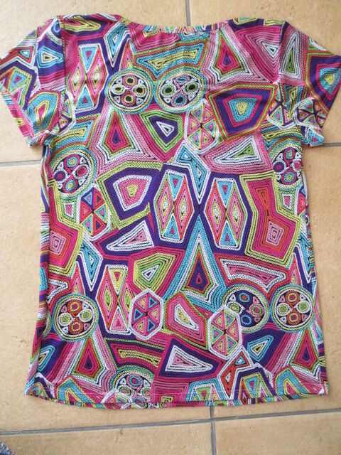 tee shirt multicolore 40 5 Limeil-Brvannes (94)