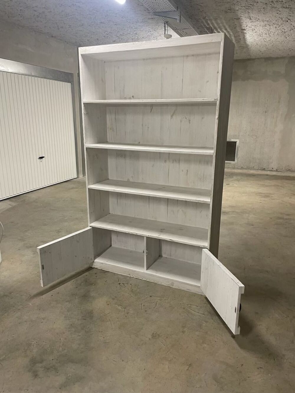 &eacute;tag&egrave;re cuisine ou biblioth&egrave;que Meubles