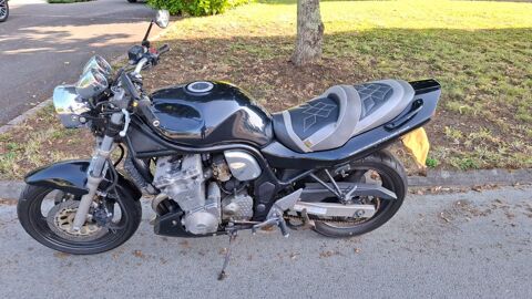 Moto SUZUKI 1998 occasion Treilli&egrave;res 44119