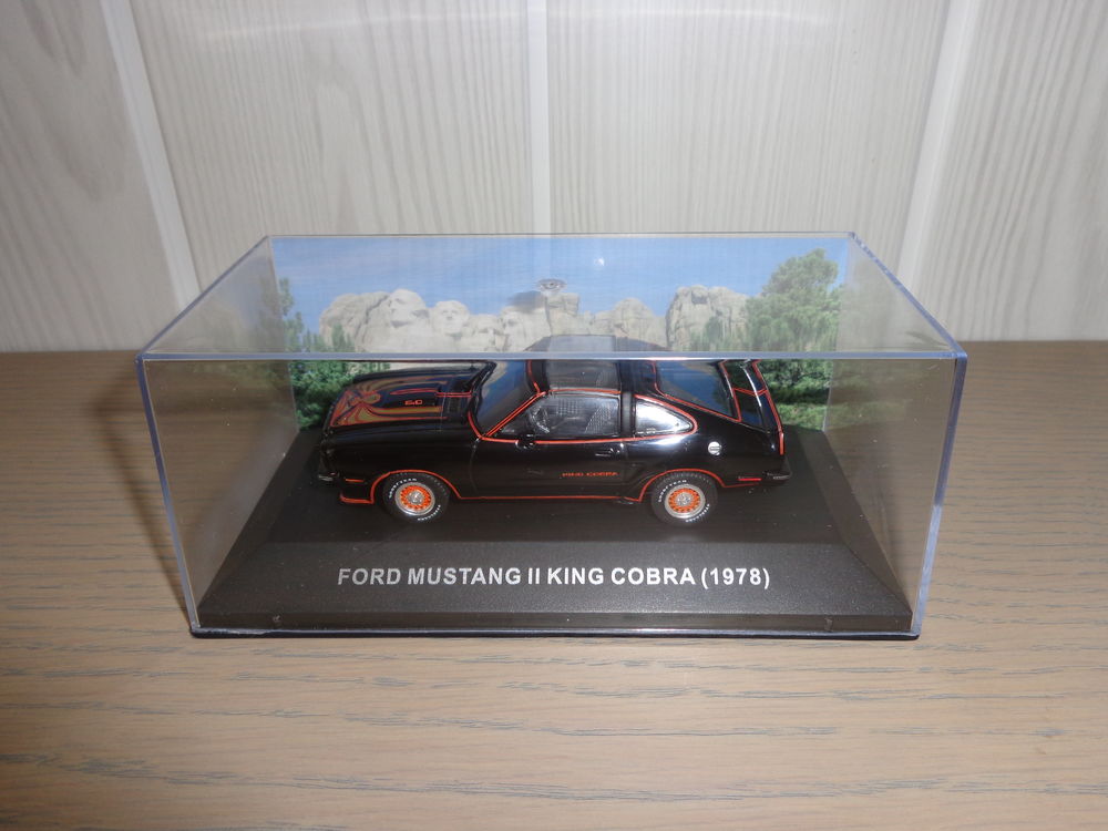 Miniatures ford mustang 1/43 - NEUF - 