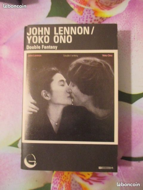 Cassette audio John Lennon / Yoko Ono 4 H�rouville-Saint-Clair (14)