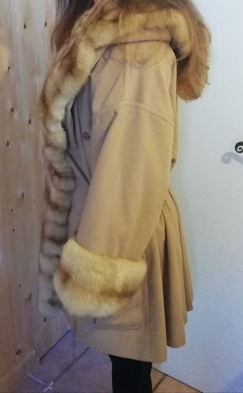 Tr&egrave;s beau manteau trois quart doubler zibeline Vtements