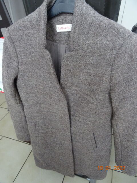 manteau camaieu  T 36 S  très peu porté Colmar (68)