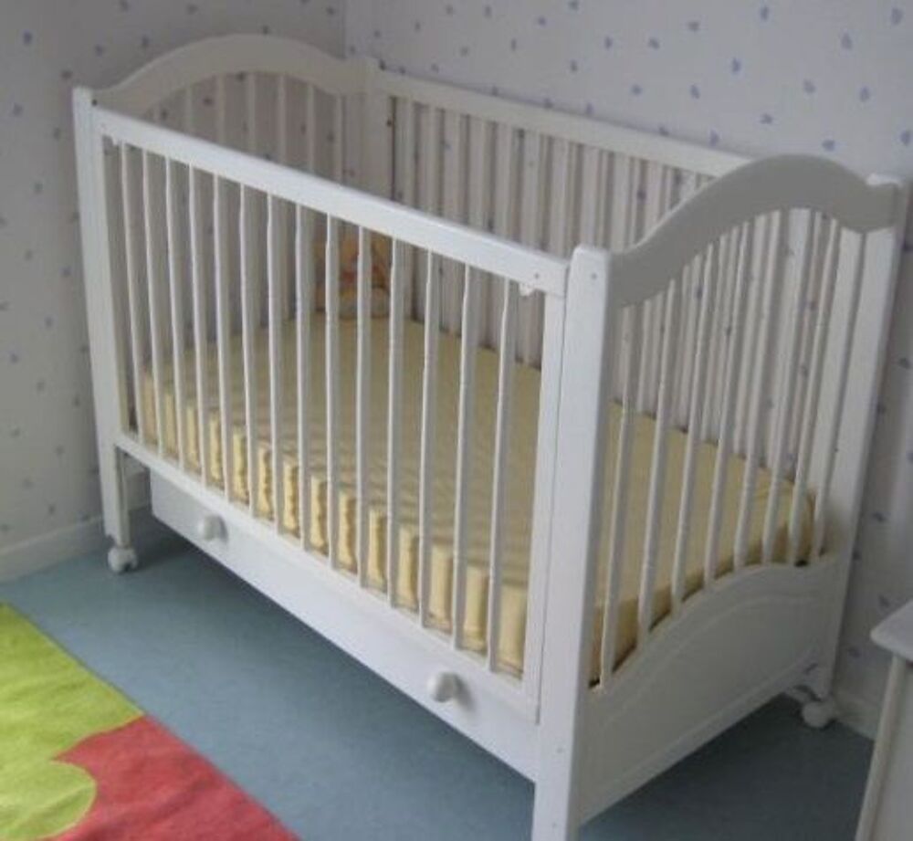 Lit b&eacute;b&eacute;/enfant SAUTHON collection SOPHIE Mobilier enfants