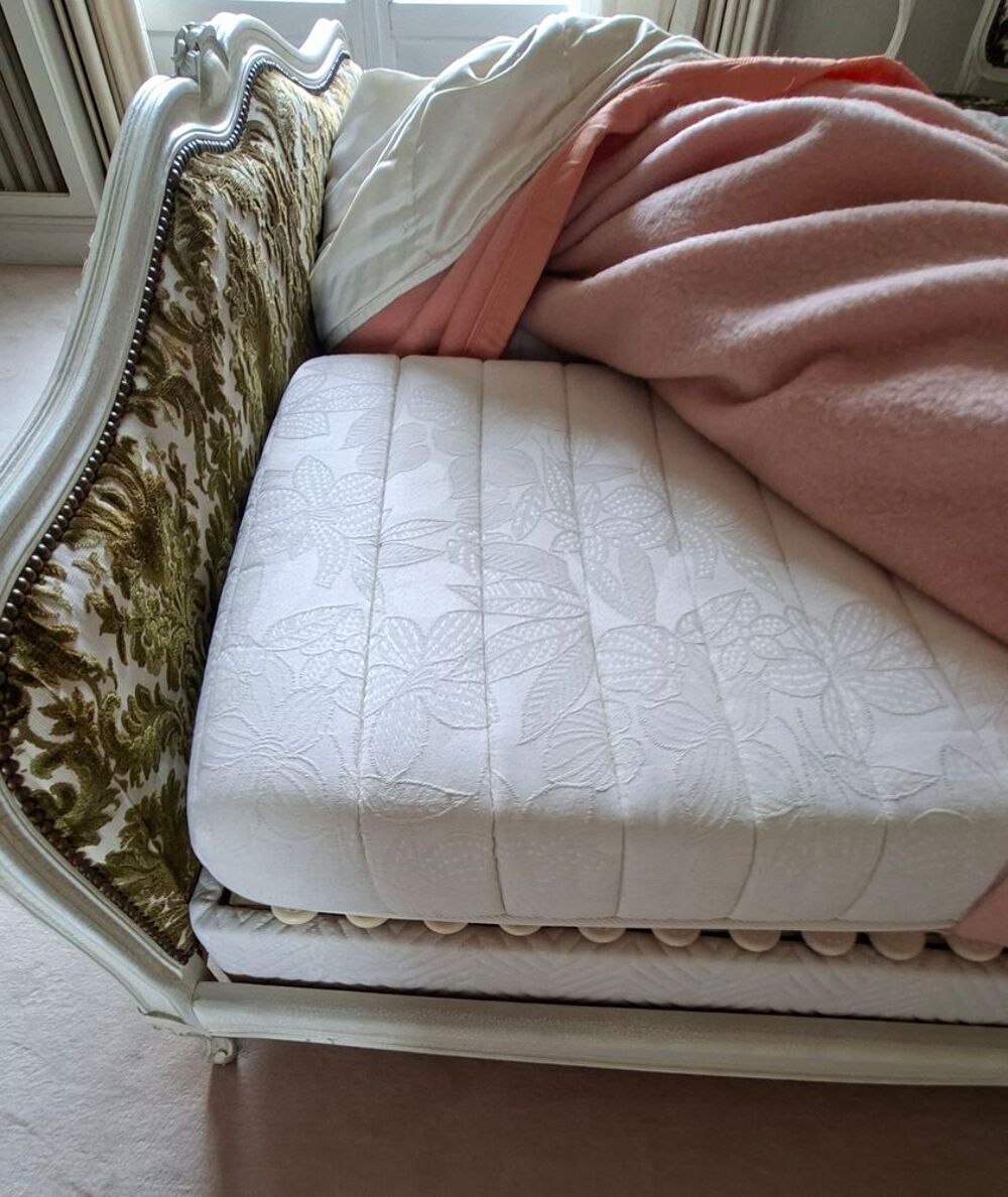Sommier &eacute;lectrique de 140x190 avec 2 matelas Meubles