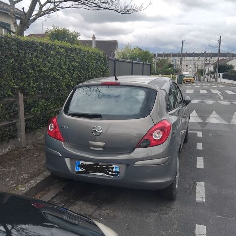Opel corsa 1.0 - 65 ch Cool Line