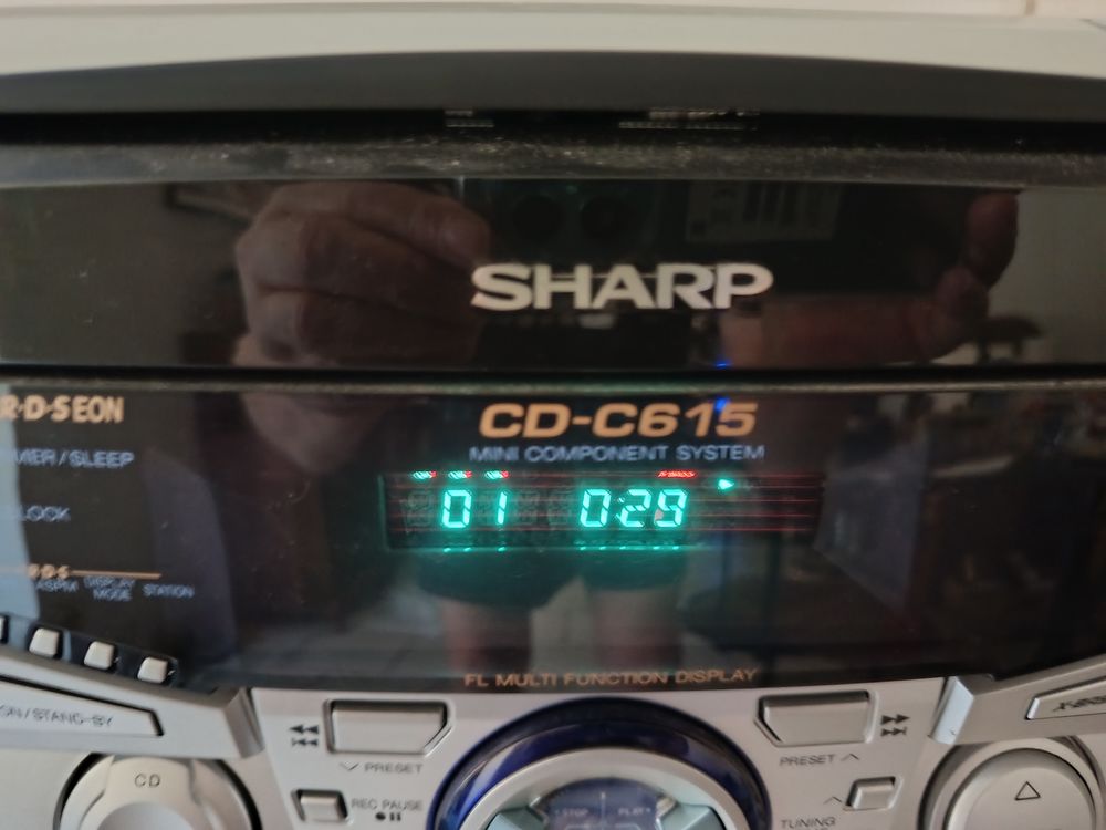 chaine hi-fi sharp cd-c615 Photos/Video/TV