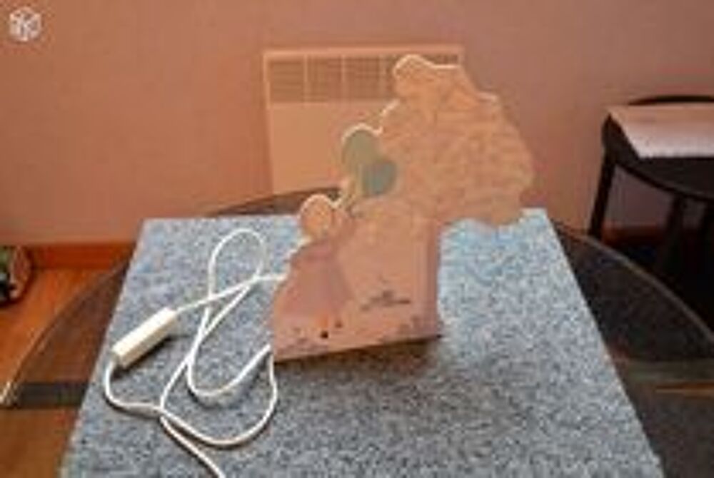 Lampe pour chambre de b&eacute;b&eacute; face en bois original vintage Puériculture