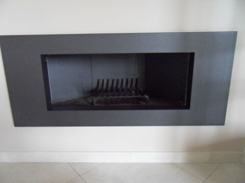 CADRE DE CHEMINEE METAL NOIR LEROY MERLIN 50 L�vis-Saint-Nom (78)