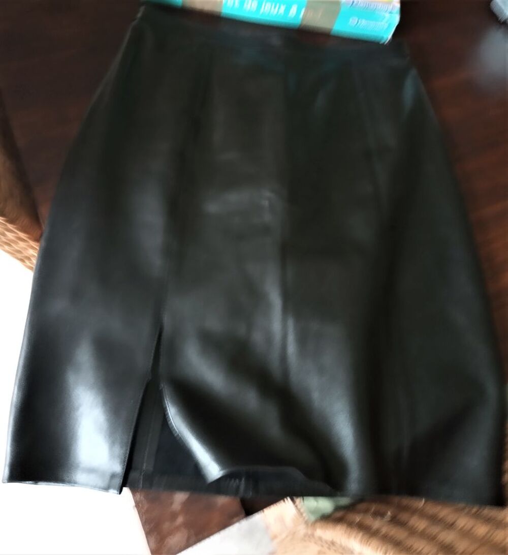 belle jupe en cuir Vêtements