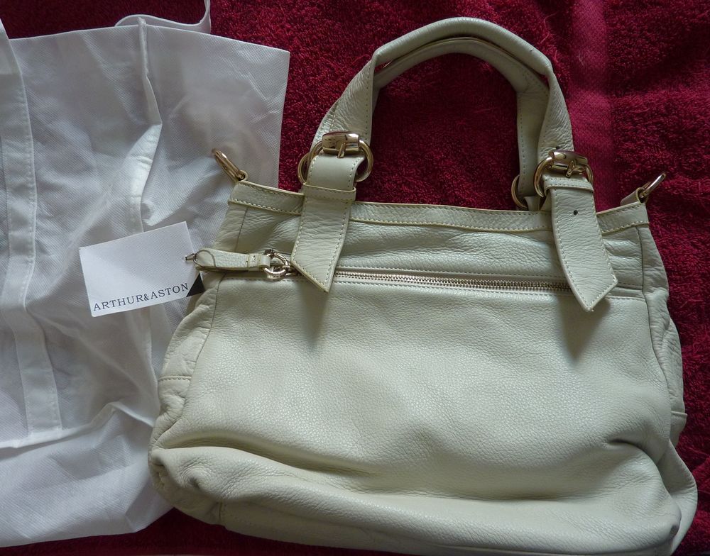 Sac cuir blanc &eacute;cru Arthur &amp; Aston Maroquinerie