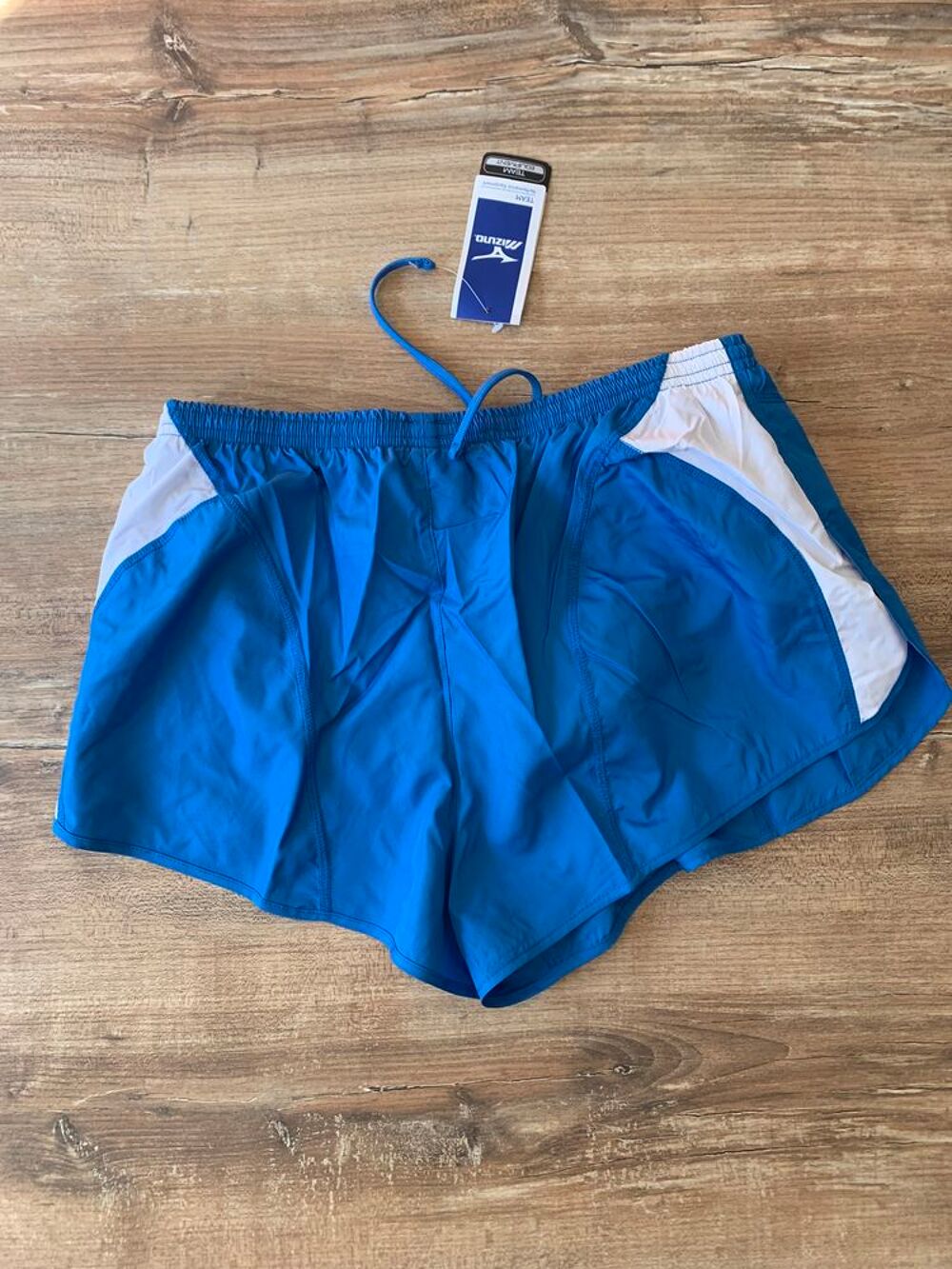 Short Running femme " Mizuno " Vêtements