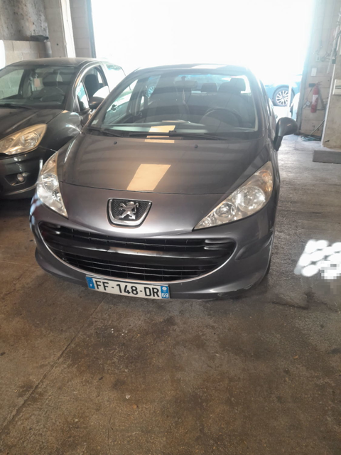 Peugeot 207 1.4 HDi 70ch BLUE LION Premium