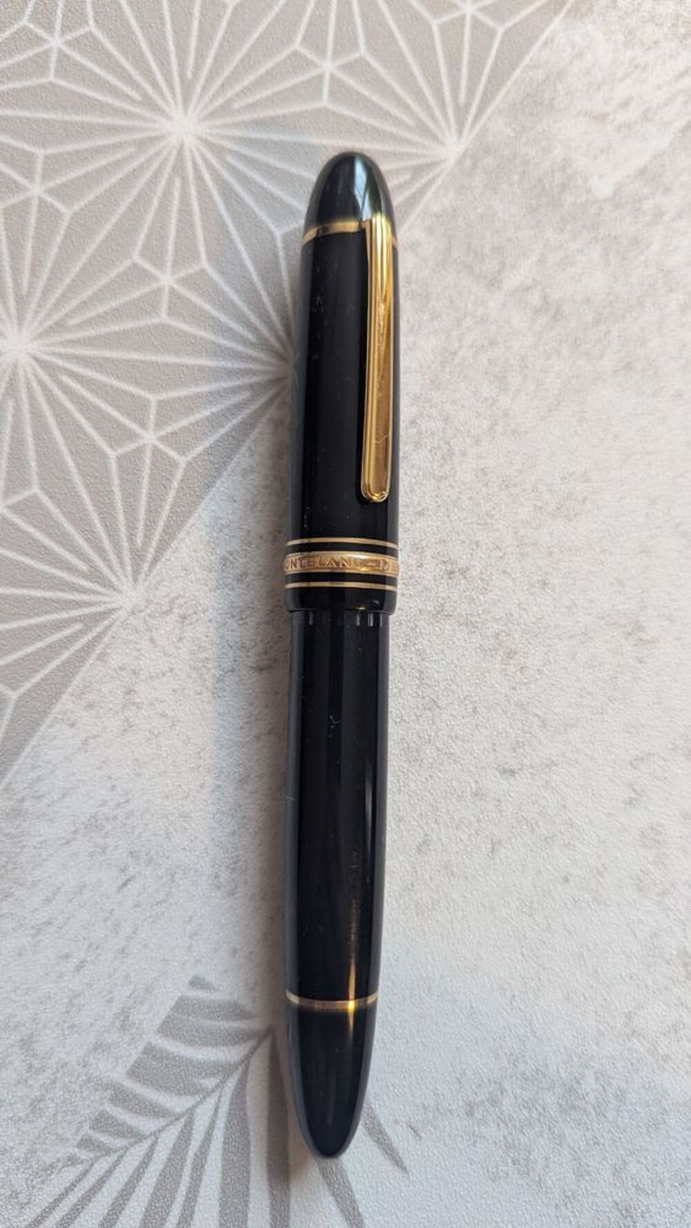 Stylo plume MONTBLANC Meister St&uuml;ck 149 plume or 14K 
