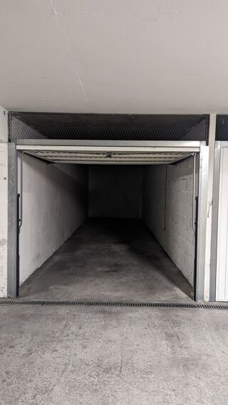  Parking / Garage à louer 25 m² Cap-d'ail